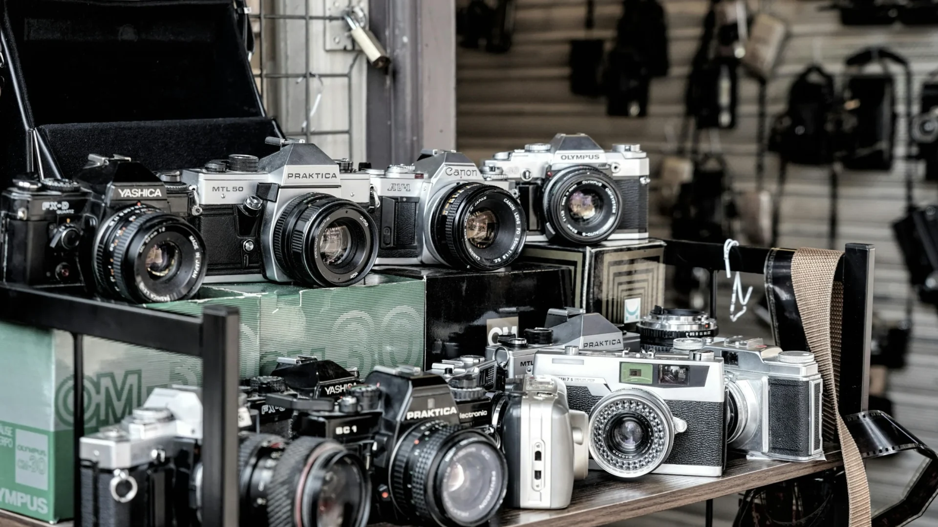 The best travel cameras for 2025 the finest choices for your adventures